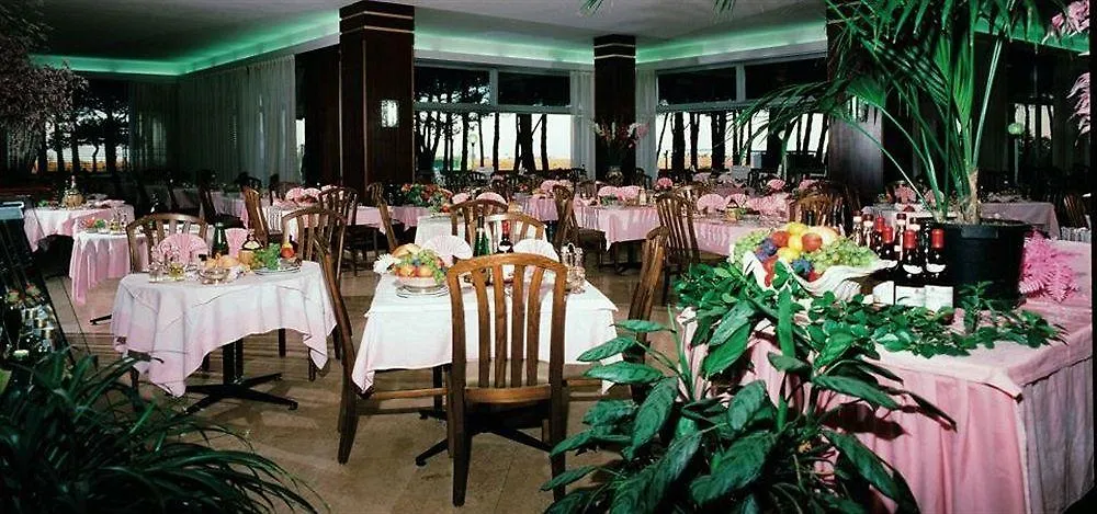 Hotel Beau Rivage Pineta Jesolo