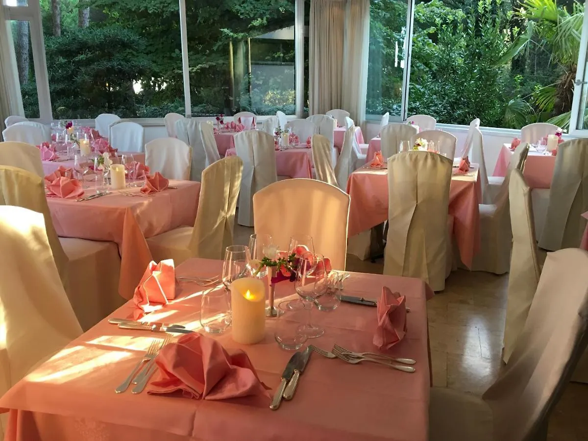 Hotel Beau Rivage Pineta Lido di Jesolo 4*,  Olaszország